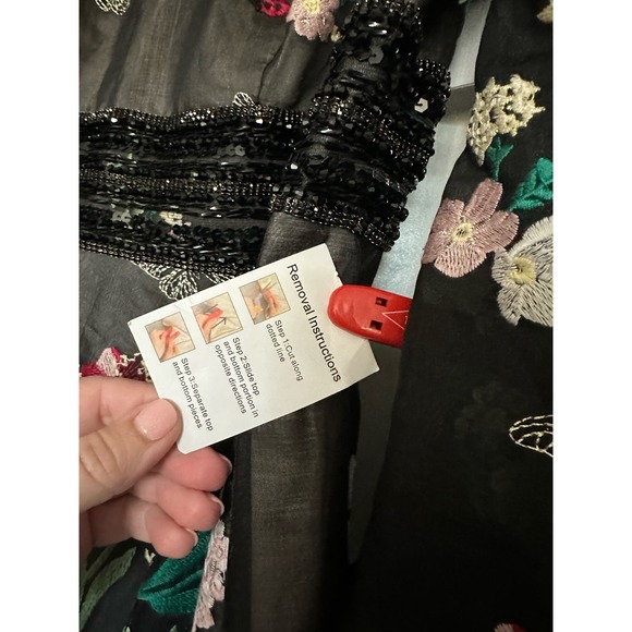 Mac Duggal Embroidered Bishop‎ Sleeve  V-Neck Flowy Gown - Picture 10 of 12